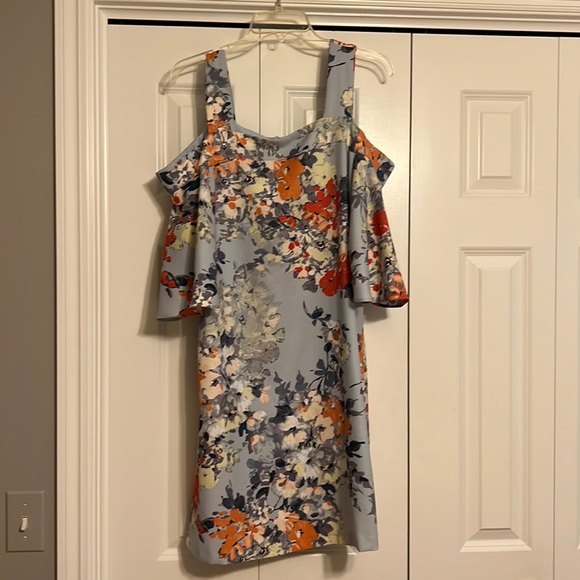 Taylor Dresses & Skirts - Party dress